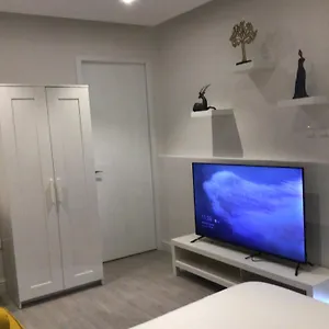 احجز هنا